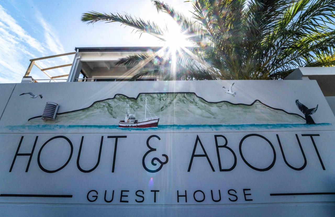 Hout & About Guest House ハウト・ベイ エクステリア 写真